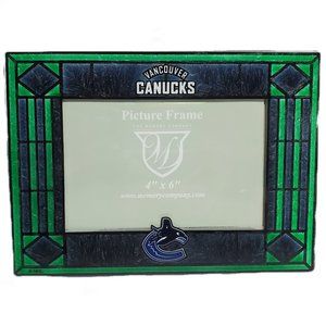 NHL Vancouver Canucks Glass Picture Frame